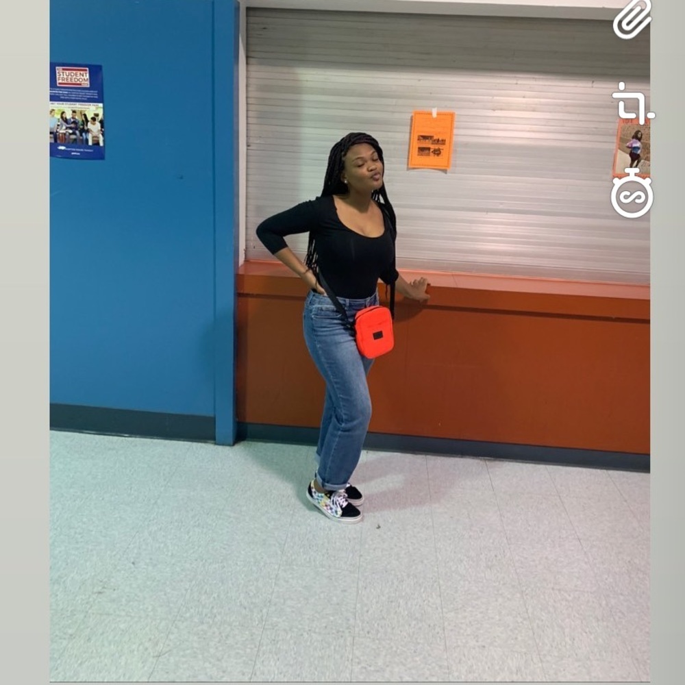 Meet your Posher, Arjunae